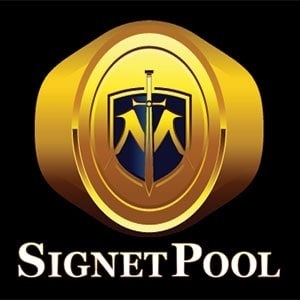 Signet Pool - Naples, FL, USA