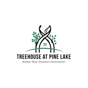 Treehouse at Pine Lake - Broken Bow, OK, USA