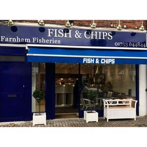 Farnham Fisheries - Slough, Buckinghamshire, United Kingdom
