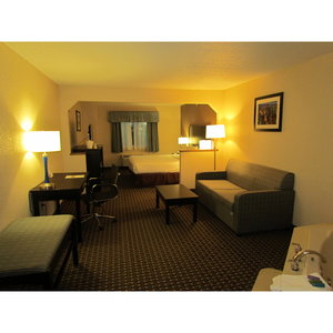 Ramada by Wyndham Glendale Heights/Lombard - Glendale Heights, IL, USA