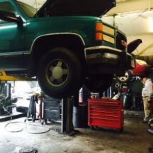 Young\'s Auto Repair & Towing - Omaha, NE, USA